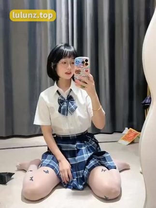 王胜利的早期抖音作品，从卖袜子铺路到网红达人