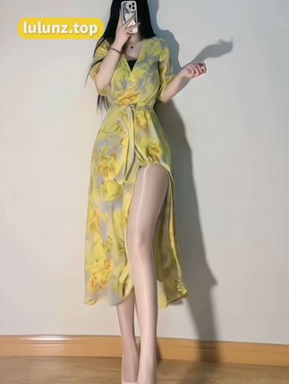 微密圈_觅圈猪饲料高清写真套图11套赏析，了解她的独特魅力与风格