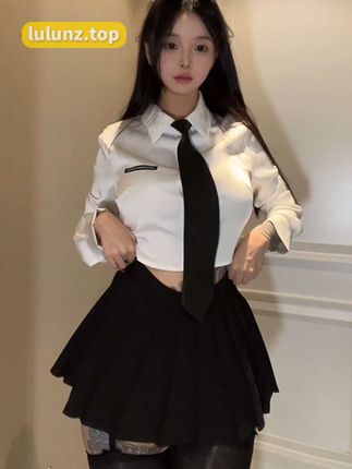 陈佩奇和卡通百科老王的关系解析，她们之间的联系