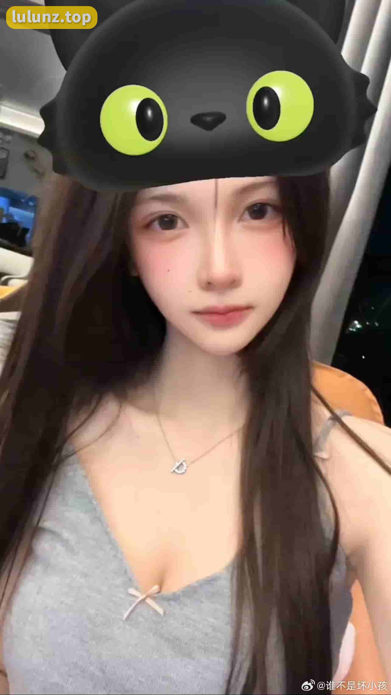 颜值博主刘辉微密圈作品资源惊艳无数粉丝，引领时尚潮流