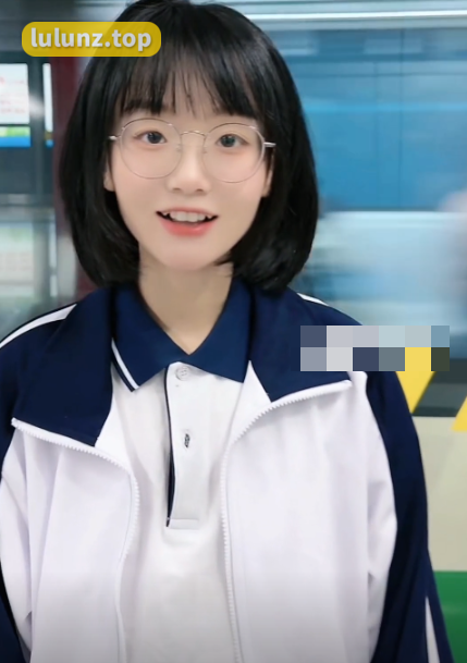 抖音胜利的小生活微密圈照片出炉,网友直呼:过瘾!-1 抖音胜利的小生活微密圈照片出炉,网友直呼:过瘾!