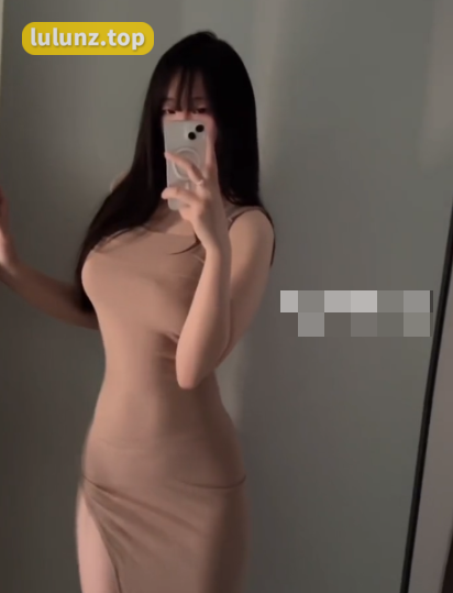 如何看待抖音网红霸王龙微密圈资源