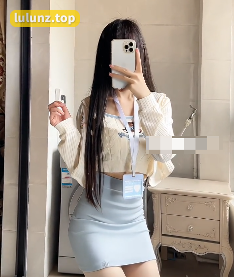 奶茶呀sss微密图出炉，可爱气质让人叹为观止！