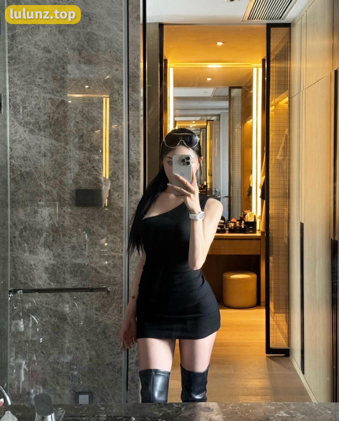 陕西健身女神金希儿微密圈作品展现，健康生活方式的独特魅力