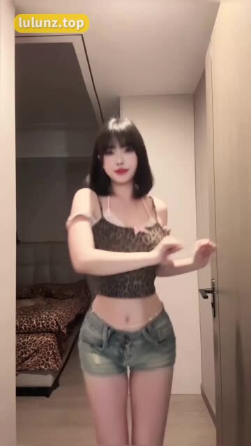 抖音琳铛维密图发布历史回顾，回顾她在维密圈中图集的发布历史