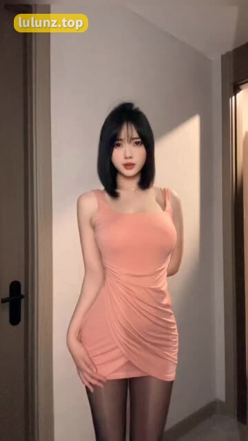 琳铛微密圈子图片展示，欣赏她微密圈子中的精美图片