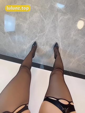 俏妞t圈内图片获取攻略，获取她在T圈内的图片的途径