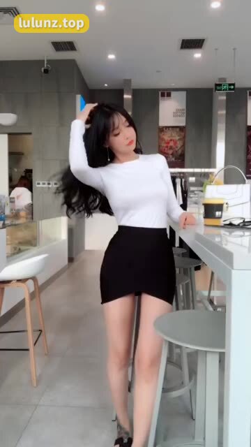 张鑫Amy妹子福利视频，她的性感魅力尽显无遗