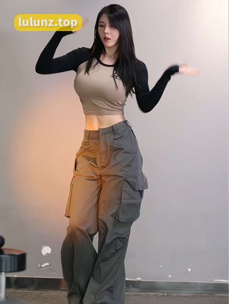 刘太阳比基妮照片分享，欣赏她的比基尼造型