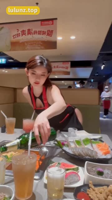 就是阿朱啊的职场穿搭,分享她的职场穿搭技巧