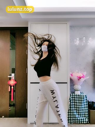 希希Gina的抖音号被封后，她的近况如何？跟踪希希Gina的最新动态