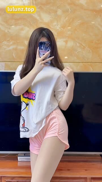 桃尺樱呀抖音账号大揭秘，了解甜美博主在抖音上的活跃表现