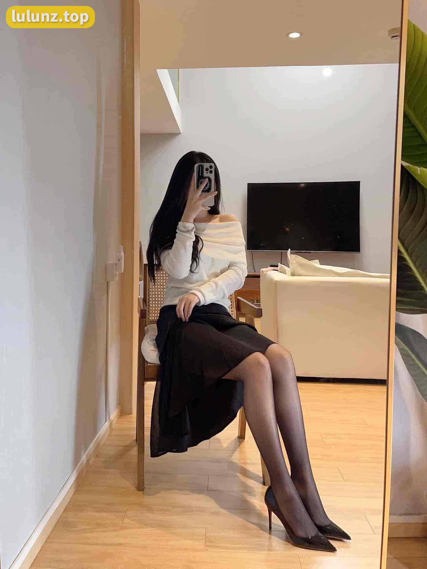 软妹小九九绅士图片欣赏，妖娆动人