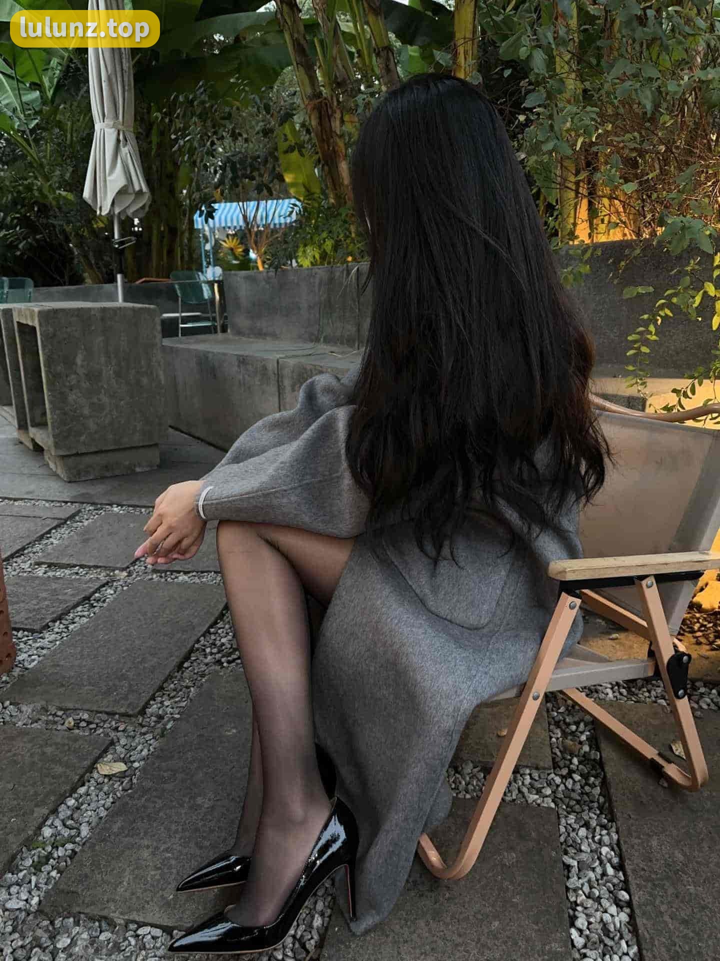 July芝岚的个人资料和生平简介，一览无遗