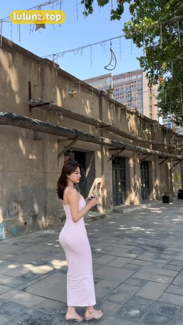 奶宝妹纸（雪怡妹纸）的早期照片，青涩的成长印记