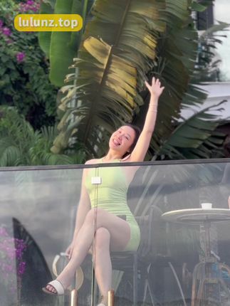 铁锤姐姐泳装秀作品视频资源一网打尽