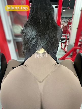 俏妞qiaoniuTT微密圈订阅系列中的性感舞者，作品资源展现多面魅力套图和视频