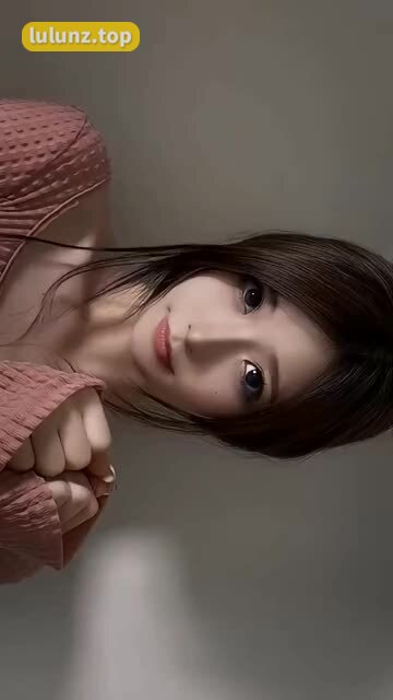 时尚网红陈妮妮UNI微密圈私密内容一览，时尚网红私密内容大公开