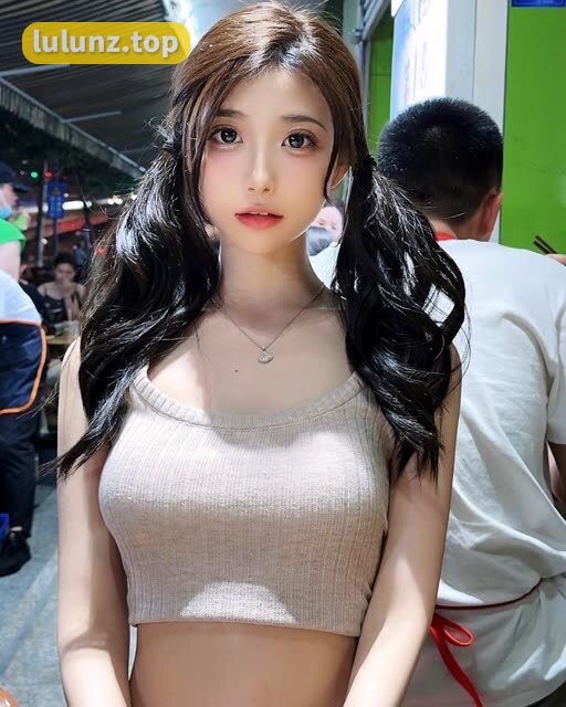 陈妮妮UNI的维密圈照片曝光,光彩夺目的视觉盛宴