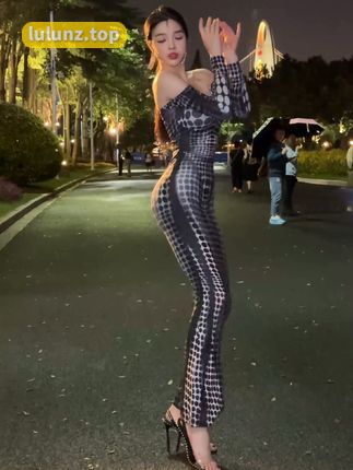 徐珺大哥舰长付费提督朋友圈系列套图和视频，独家资源