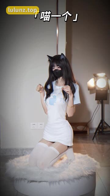 婕西儿jessis古兜温泉写真第三刊，在线高清欣赏