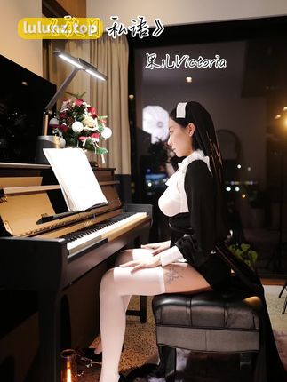 网红果儿Victoria爆火原因，揭秘成功之道