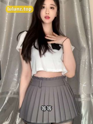 轩子巨二兔微博晒剧照，穿着亮点引发关注