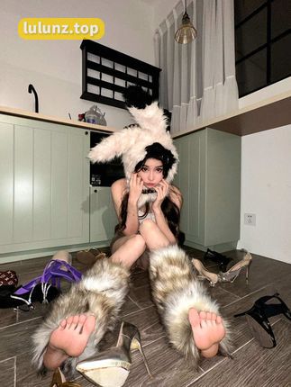 sia不吃鱼维密圈照片合集，颜值与身材兼备