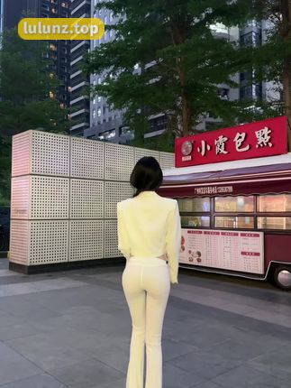 无欲无求的推土君美少女自信魅力