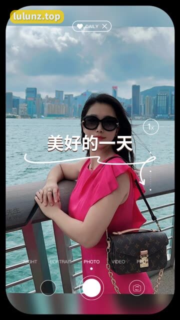 DY直播真人露脸！张贺玉张老师惊艳亮相，网红背后的真实面孔