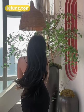 周妍希摄影图集多才多艺与完美展示，每一张都是视觉享受