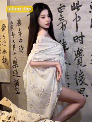 美了个滢的成长经历与抖音爆红背后的故事