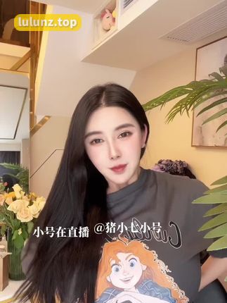 猪小七隐私泄露引发争议！猪小七的隐私问题探讨