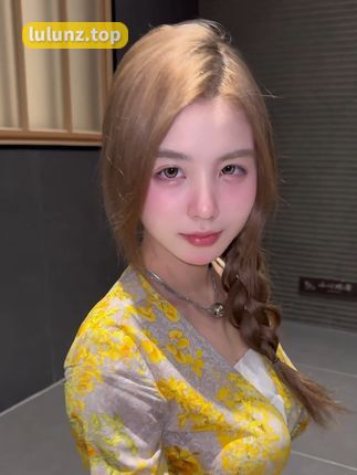 八酱翻白眼背后的幽默与梗，解析八酱翻白眼事件的流行文化