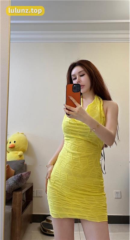 斗鱼玫桃泡芙直播间揭秘，与粉丝的互动瞬间