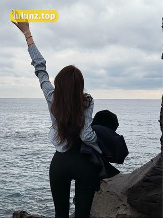 脸红mm是谁？揭秘她从普通人到抖音红人的崛起之路