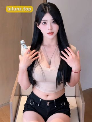 麻辣奶兔ins独家账号，她的海外平台分享