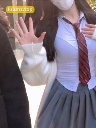 抖音麻辣奶兔新作品，粉丝期待已久的内容