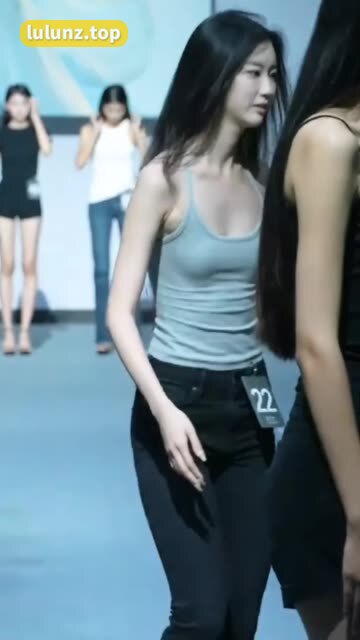 银蛇大人微博最新动态，今天她又发了什么？