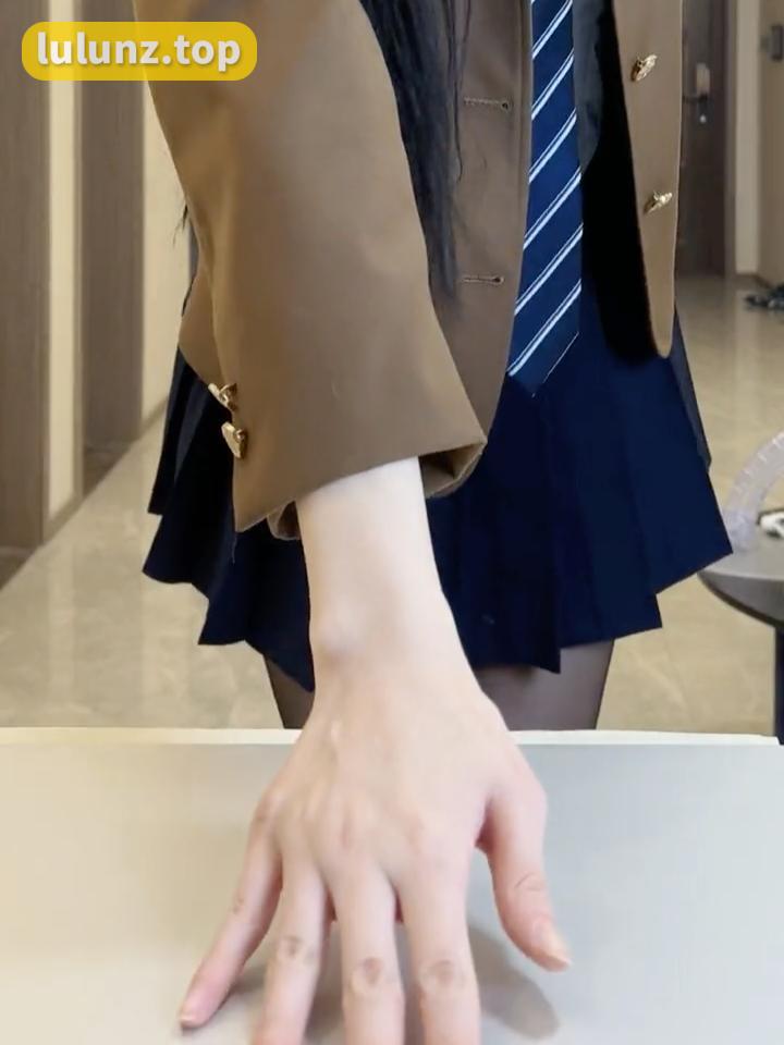 唐十七维密资源分享，最热的维密内容尽在其中