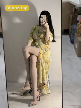 小芋泥yyy微博自拍照片合集，她的风格是否一如既往地惊艳？