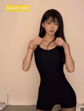 一只树懒的图片包合集，她的资源在哪里可以找到