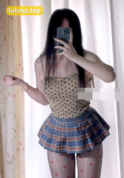 抖音网红爆爆1988微密圈资源，年轻人追逐的热点