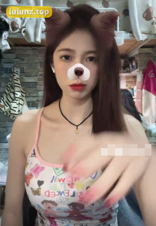 抖音网红橘洛微密圈，用美食和旅行打开一扇美丽的窗户