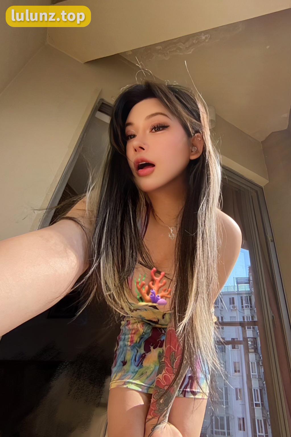 抖音小可爱歪歪酱觅圈挑战软肋作品引发欢乐