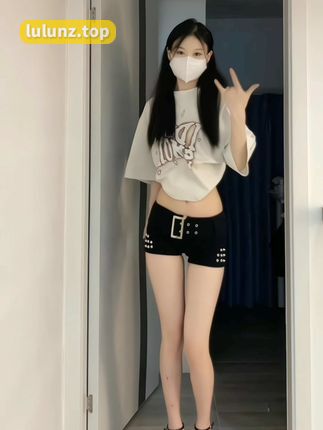 初初不乖cc朋友圈作品曝光美照,颜值身材惊艳无比