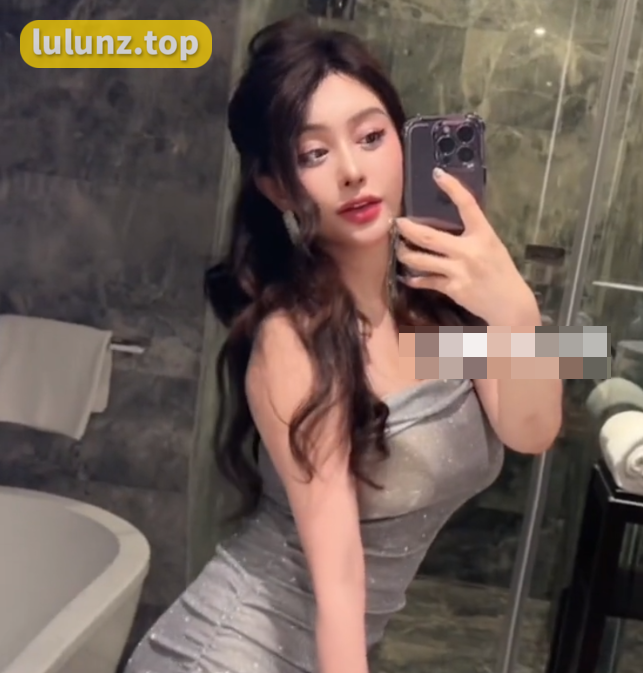 抖音网红葡萄葡萄呀微密圈精选作品，探秘潮流新星的乐园