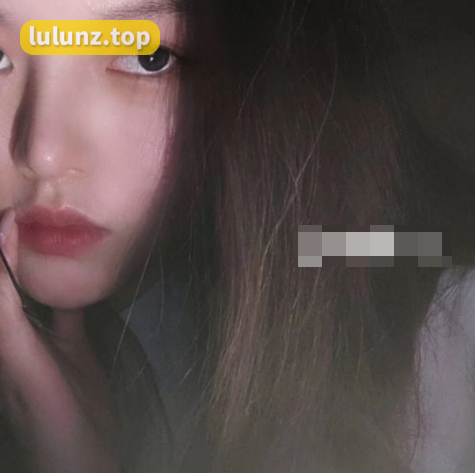 微博红人yuyu超甜吖微密圈引发争议网友质疑高价收费