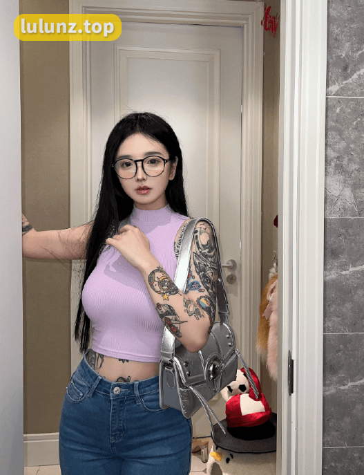 抖音网红卡通百科老王微密圈付费图片流出,别找了!-1 抖音网红卡通百科老王微密圈付费图片流出,别找了!