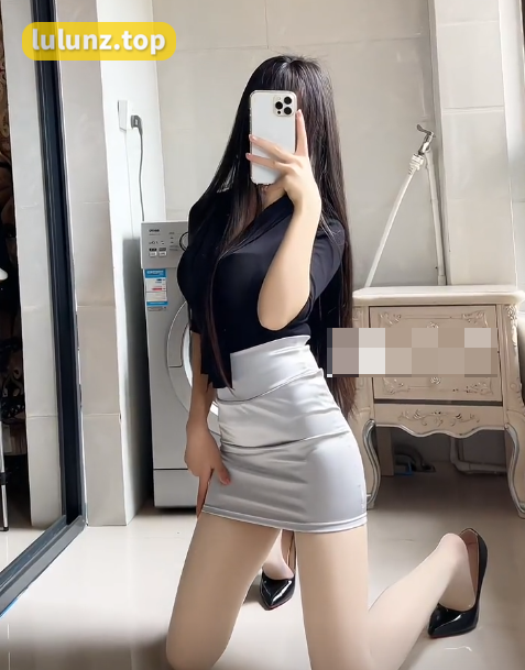 奶茶呀sss微密图出炉，可爱气质让人叹为观止！